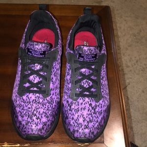 Slip resistant shoes